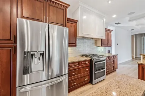 7900 Umbrella Pine Way Sarasota FL 34241