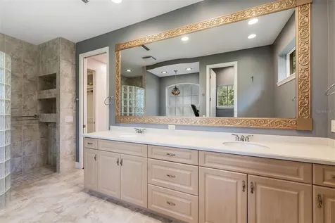 7900 Umbrella Pine Way Sarasota FL 34241