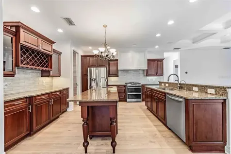 7900 Umbrella Pine Way Sarasota FL 34241