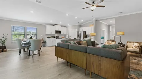 31 Green Circle Palm Coast FL 32164