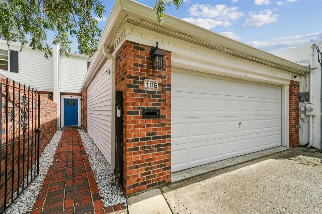 106 S Lauber Way Tampa FL 33609