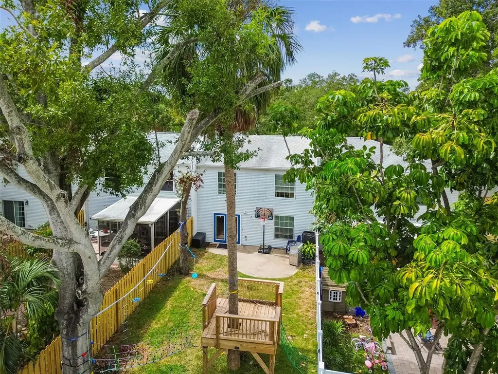106 S Lauber Way Tampa FL 33609