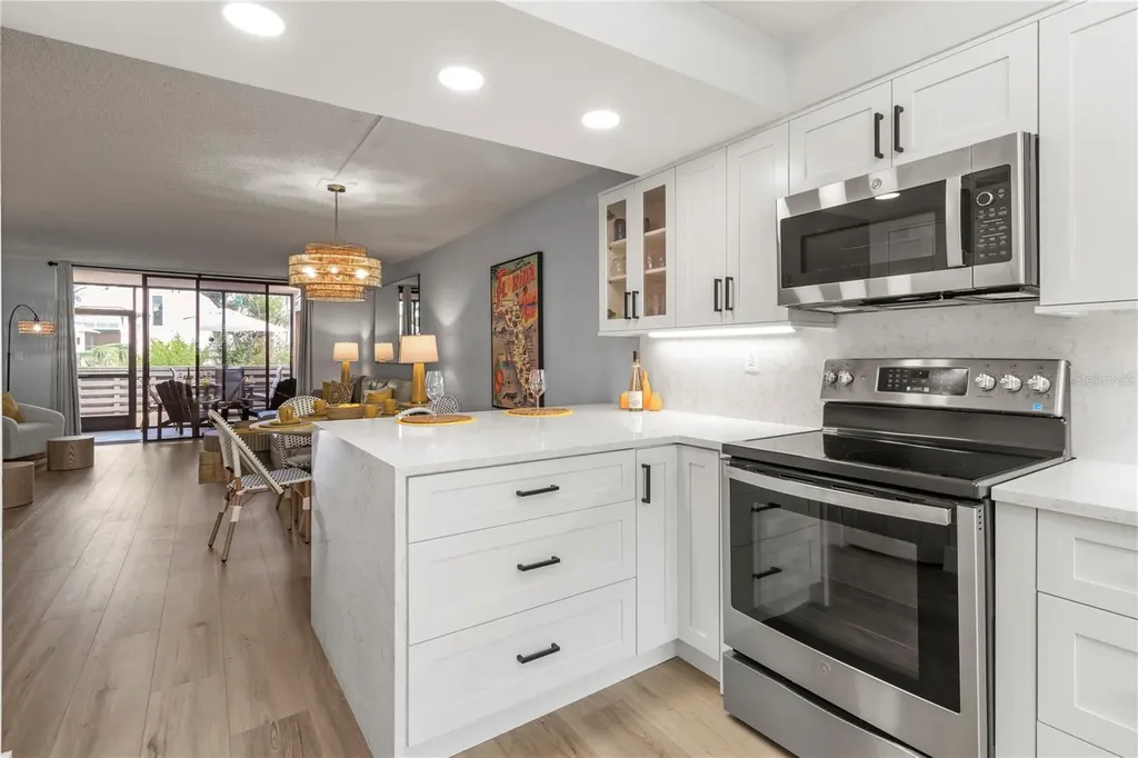 609 Bayport Way Longboat Key FL 34228