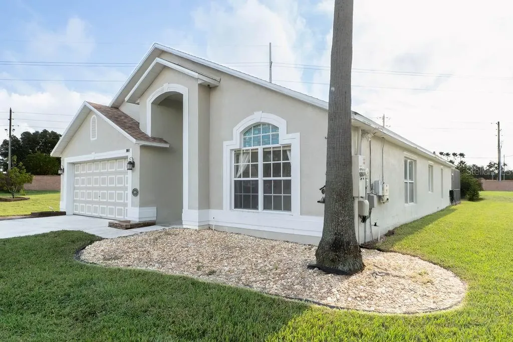1008 Casterton Circle Davenport FL 33897