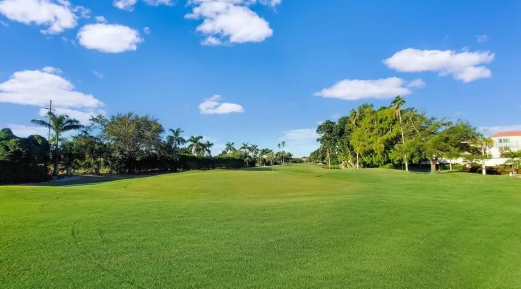 5532 Puerta Del Sol Boulevard S St Petersburg FL 33715