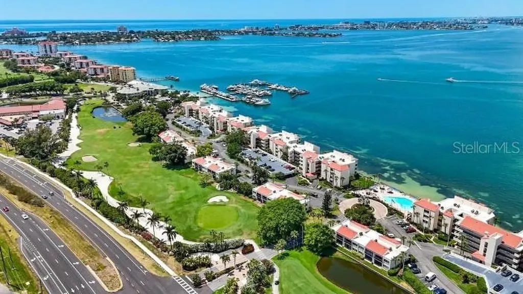 5532 Puerta Del Sol Boulevard S St Petersburg FL 33715
