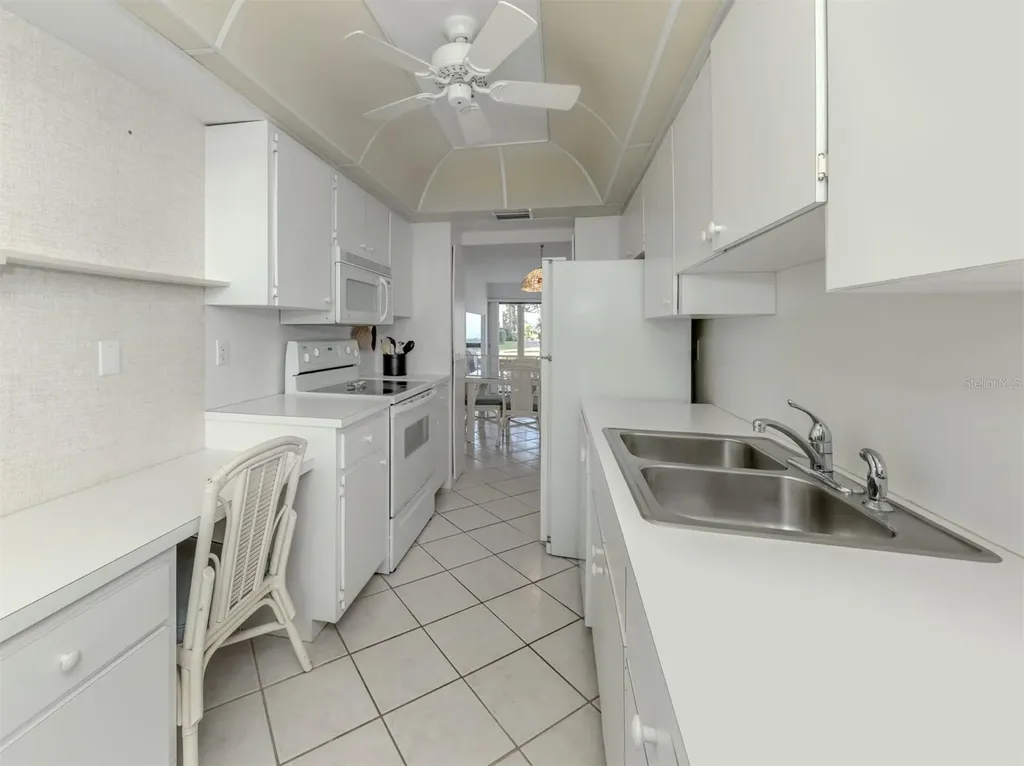 1555 Tarpon Center Drive Venice FL 34285