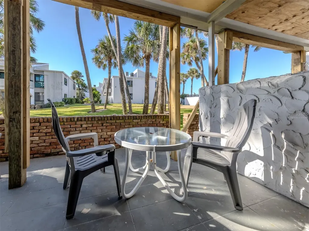 1555 Tarpon Center Drive Venice FL 34285