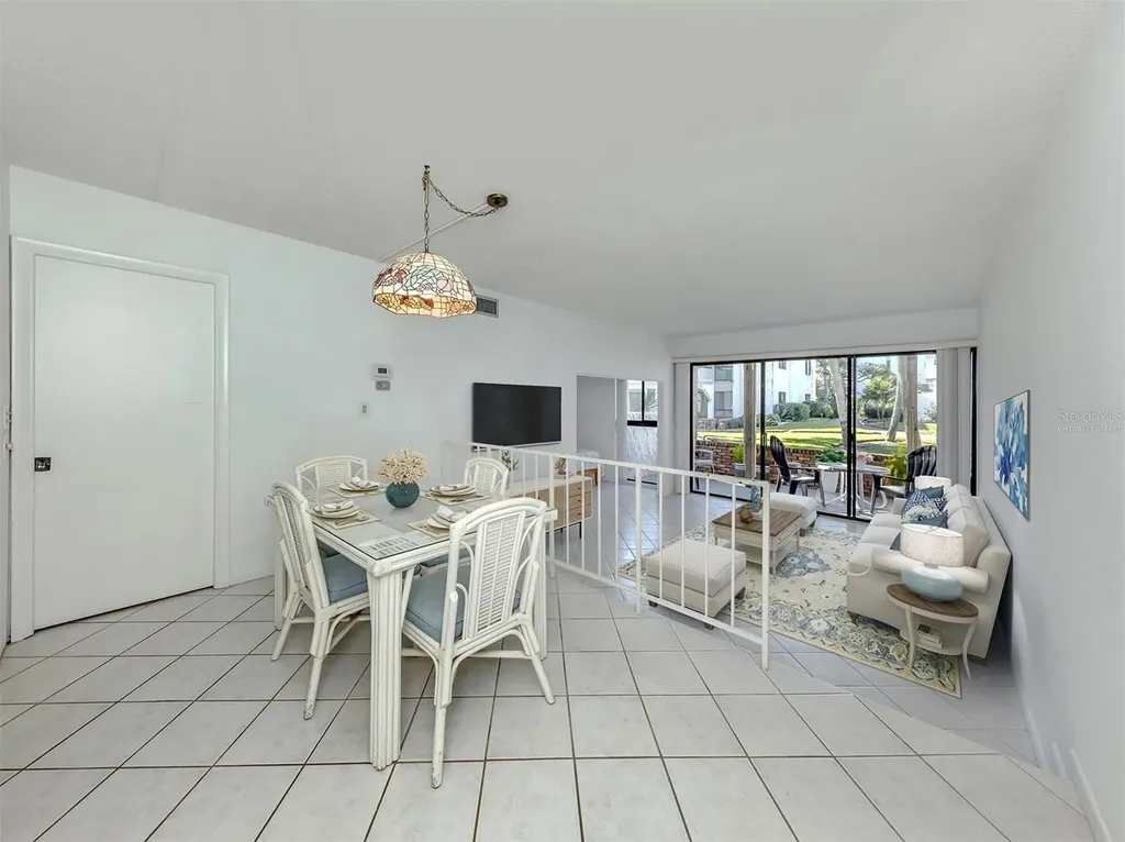 1555 Tarpon Center Drive Venice FL 34285