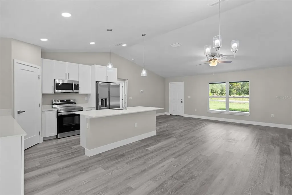 18 Fisher Terrace Way Ocklawaha FL 32179