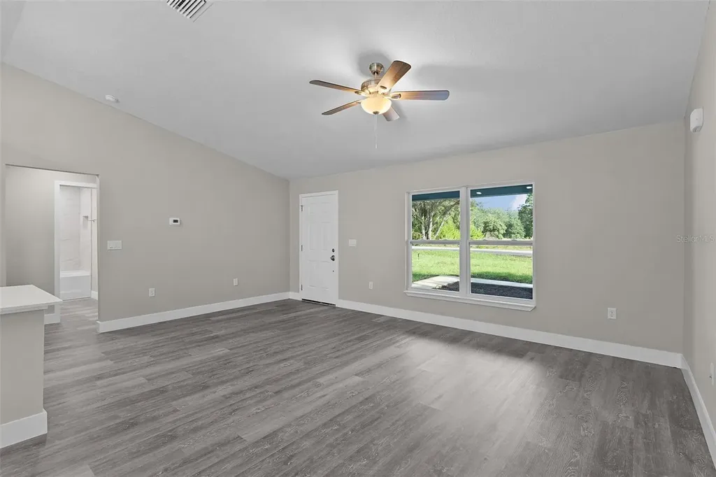 18 Fisher Terrace Way Ocklawaha FL 32179