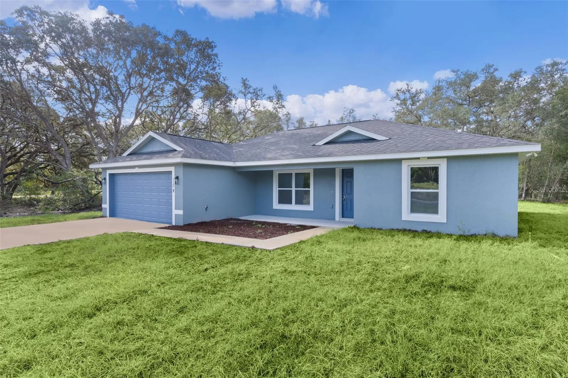 18 Fisher Terrace Way Ocklawaha FL 32179
