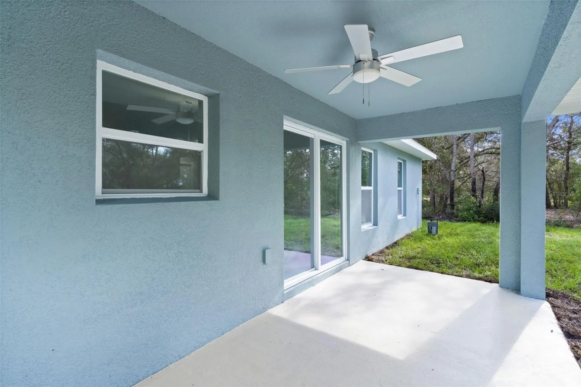 18 Fisher Terrace Way Ocklawaha FL 32179