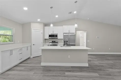 18 Fisher Terrace Way Ocklawaha FL 32179
