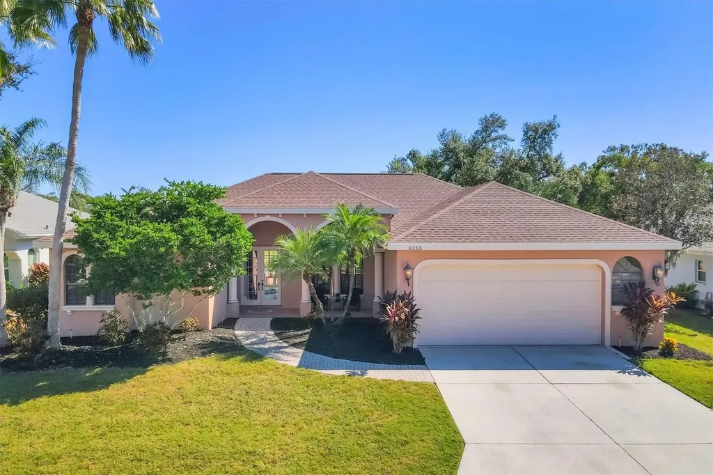 6255 Aventura Drive Sarasota FL 34241
