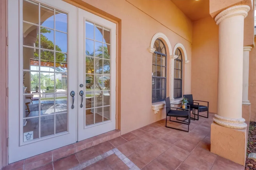 6255 Aventura Drive Sarasota FL 34241