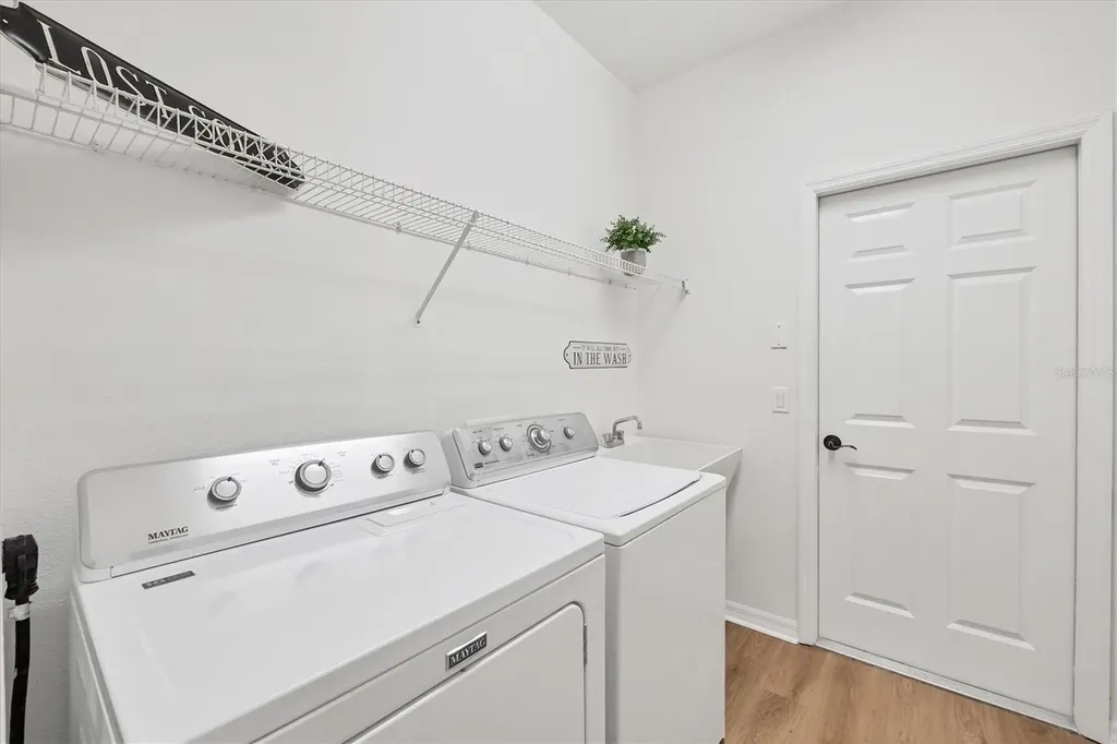 6255 Aventura Drive Sarasota FL 34241