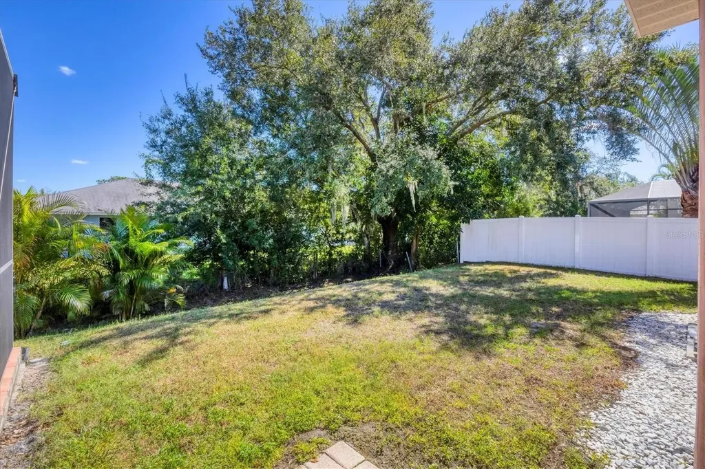 6255 Aventura Drive Sarasota FL 34241