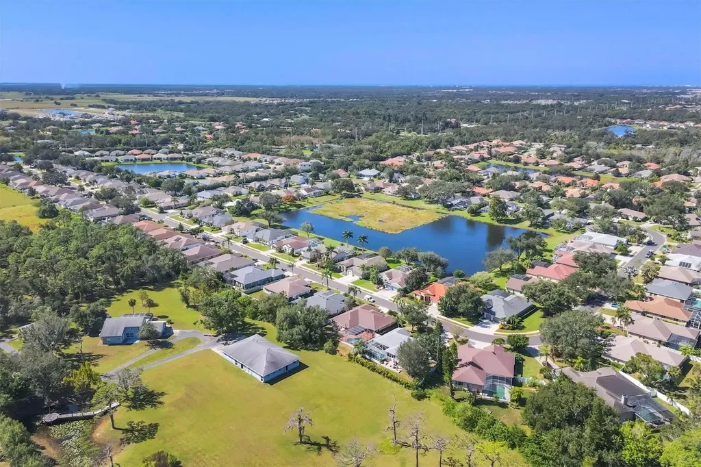 6255 Aventura Drive Sarasota FL 34241