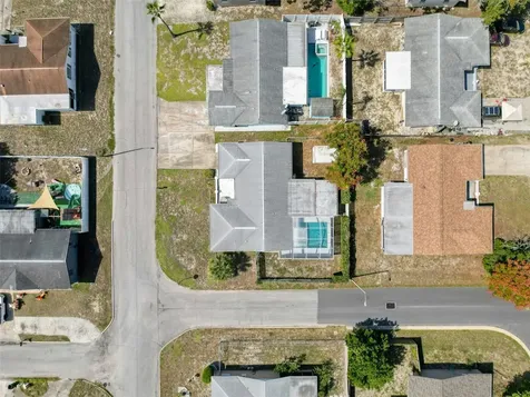 7815 Foxbloom Drive Port Richey FL 34668