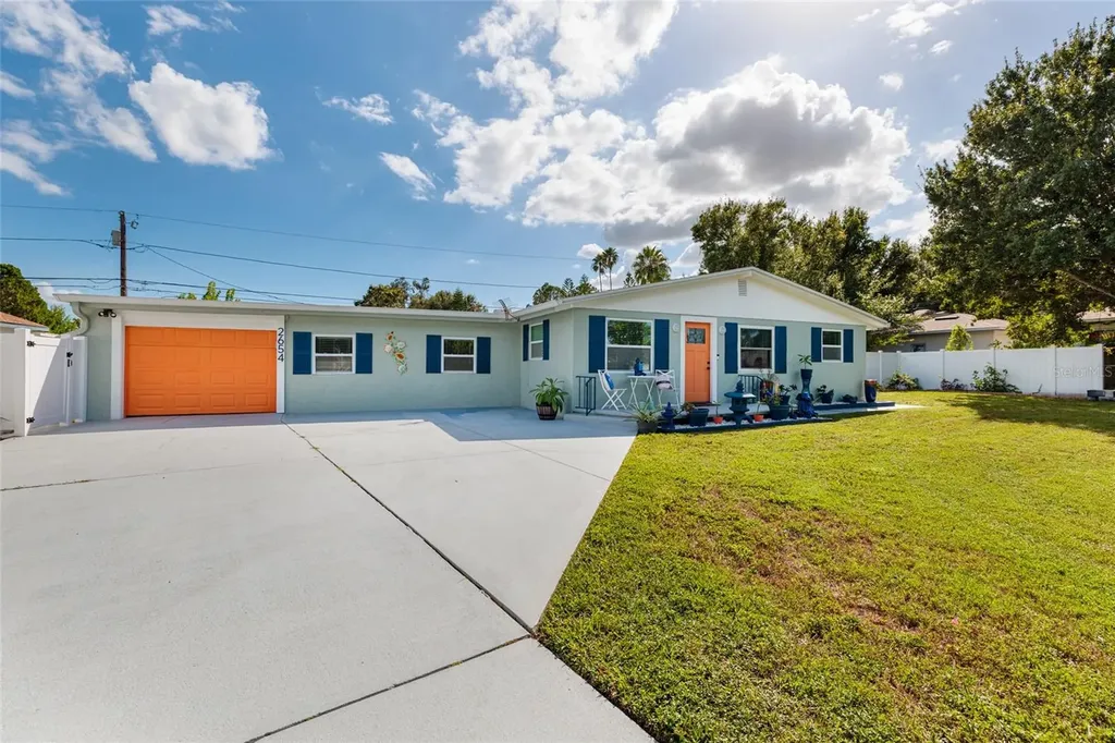 2654 60th Avenue N St Petersburg FL 33714
