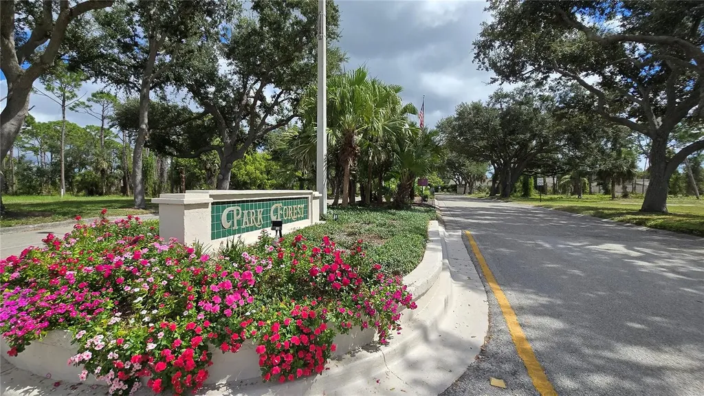 425 Cypress Forest Drive Englewood FL 34223
