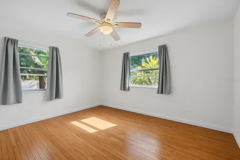 2509 Dartmouth Avenue N St Petersburg FL 33713