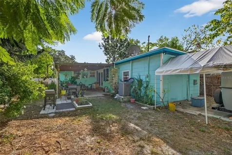 2509 Dartmouth Avenue N St Petersburg FL 33713