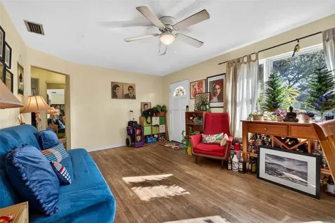 2509 Dartmouth Avenue N St Petersburg FL 33713