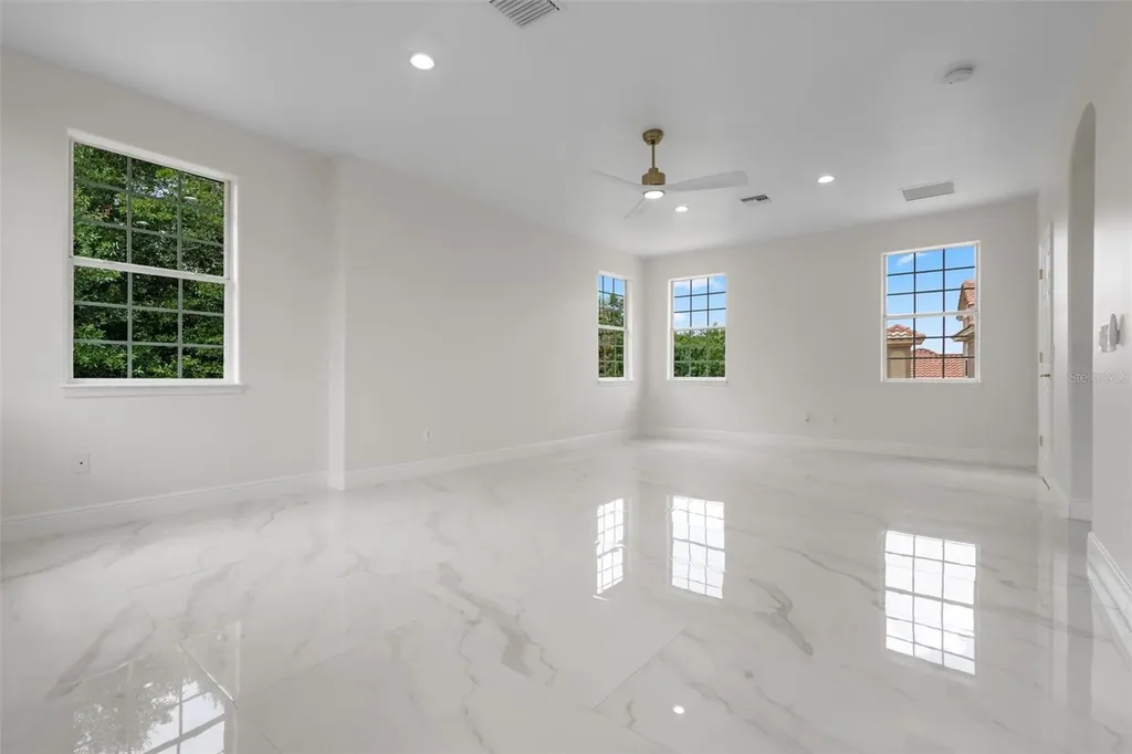 408 Chelsea Avenue Davenport FL 33837