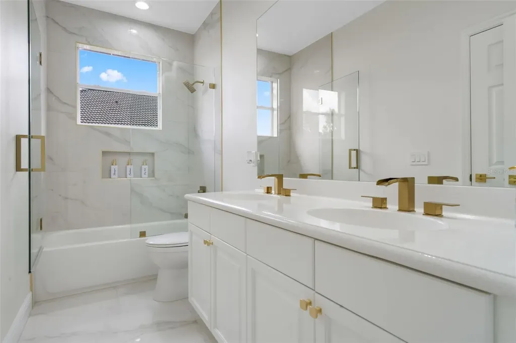 408 Chelsea Avenue Davenport FL 33837