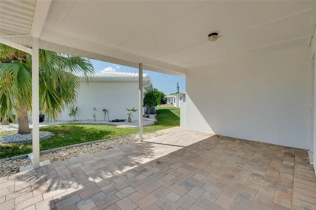 446 Circlewood Drive Venice FL 34293