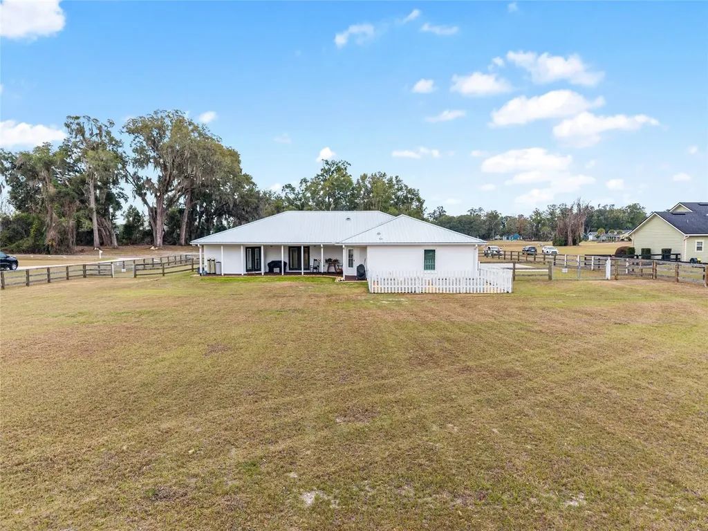 25442 NW 173rd Avenue High Springs FL 32643