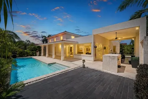 247 Camino Del Flamboyan Street Dorado PR 00646
