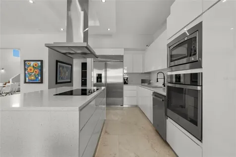 247 Camino Del Flamboyan Street Dorado PR 00646