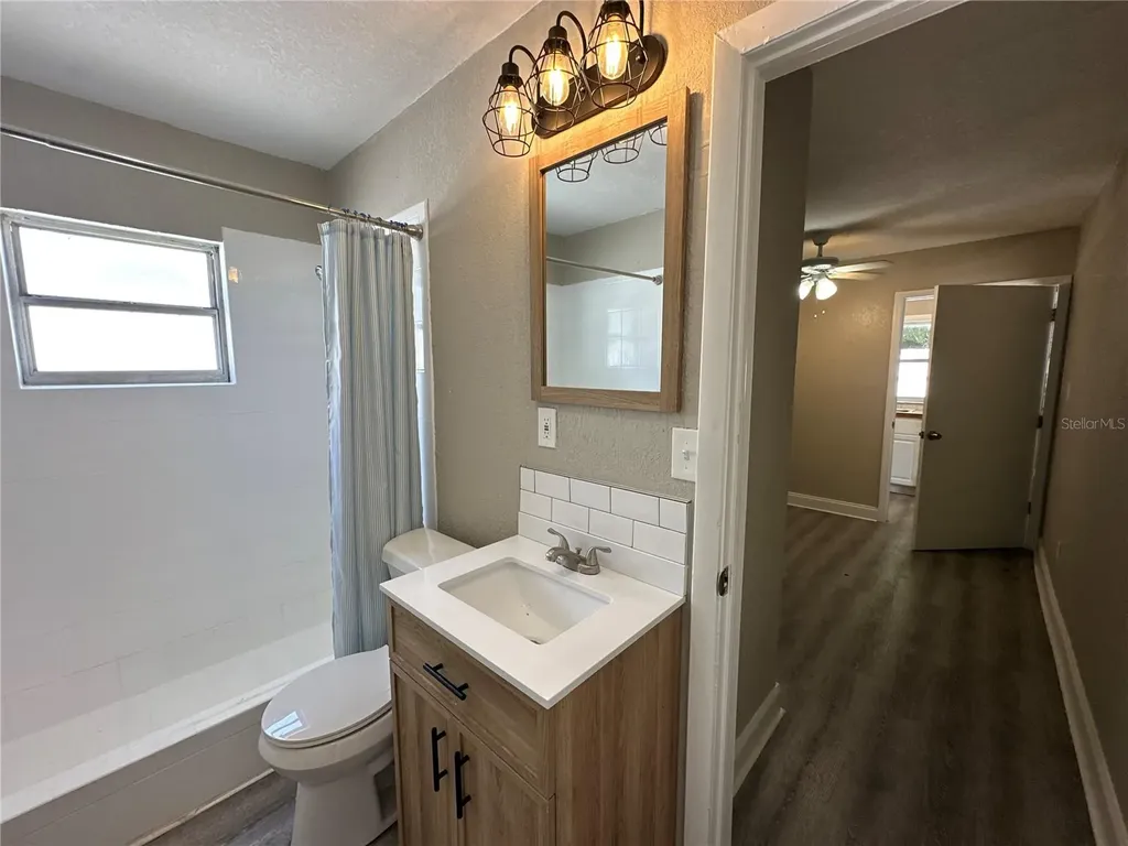 3105 W Spruce Street Tampa FL 33607