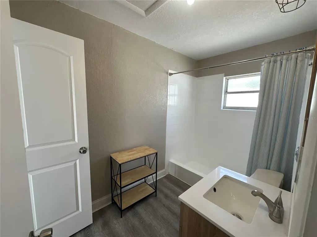 3105 W Spruce Street Tampa FL 33607
