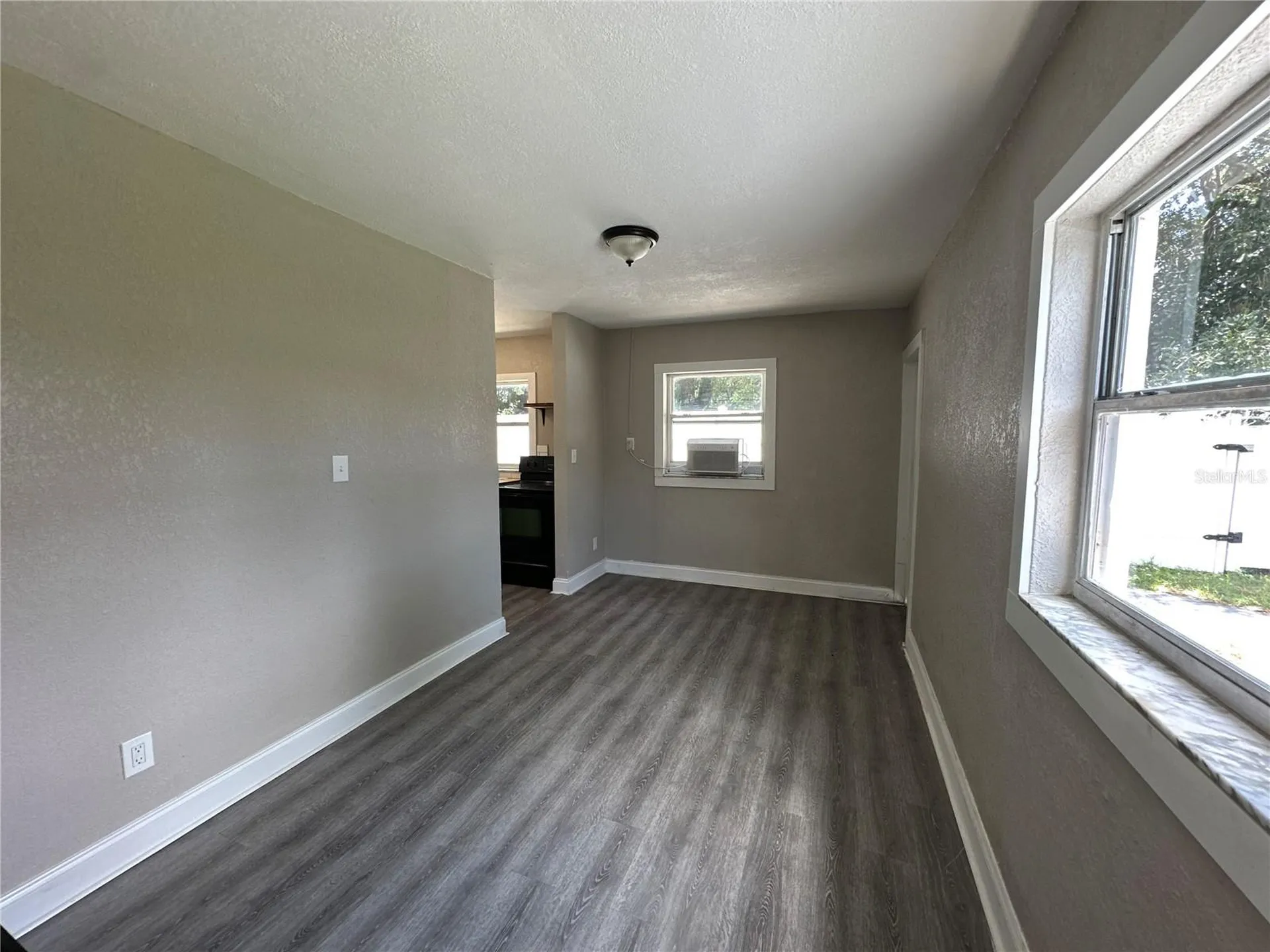 3105 W Spruce Street Tampa FL 33607