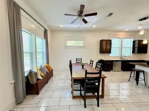 3105 W Spruce Street Tampa FL 33607