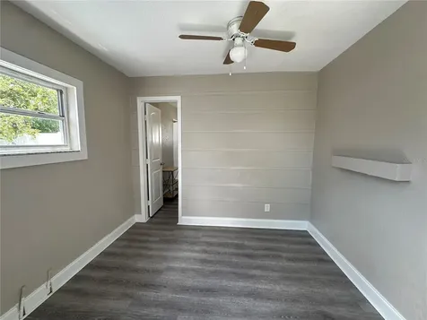 3105 W Spruce Street Tampa FL 33607