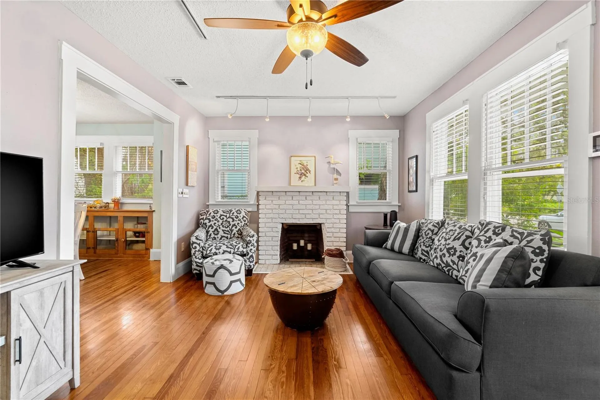 1006 11th Avenue W Bradenton FL 34205