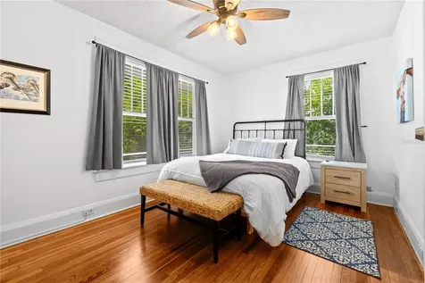 1006 11th Avenue W Bradenton FL 34205