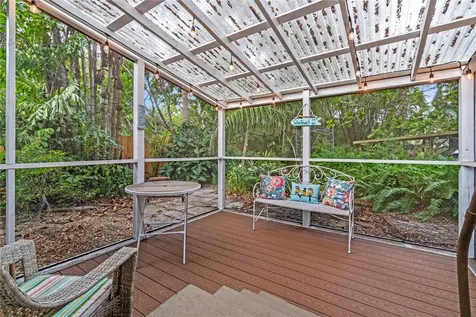 1006 11th Avenue W Bradenton FL 34205