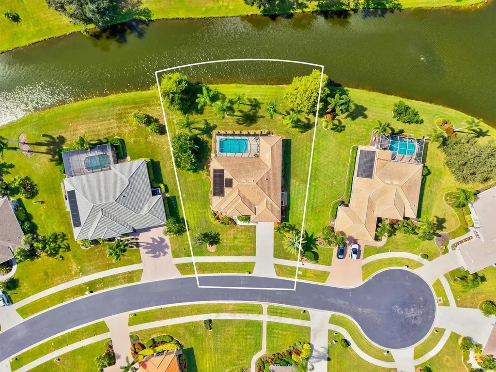 210 Lake Victoria Court Englewood FL 34223