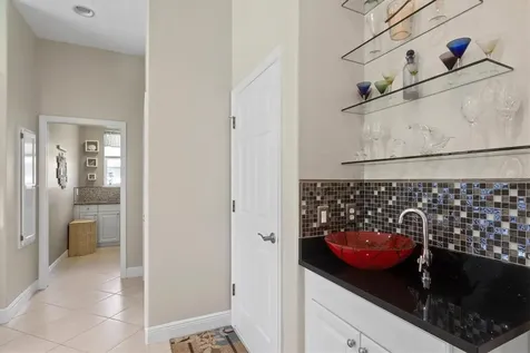 210 Lake Victoria Court Englewood FL 34223
