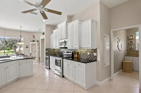 210 Lake Victoria Court Englewood FL 34223
