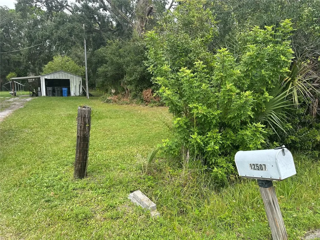 12507 Glenna Avenue Tampa FL 33635
