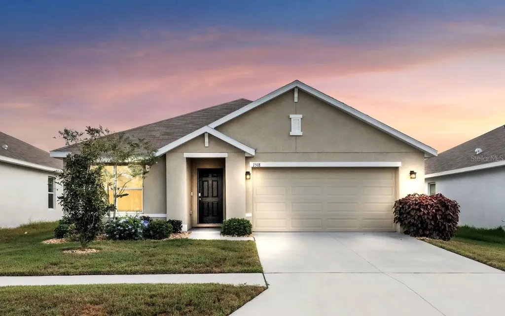 7518 Rosewood Garden Loop Tampa FL 33637