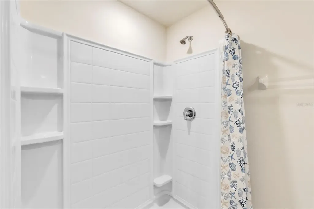 7518 Rosewood Garden Loop Tampa FL 33637