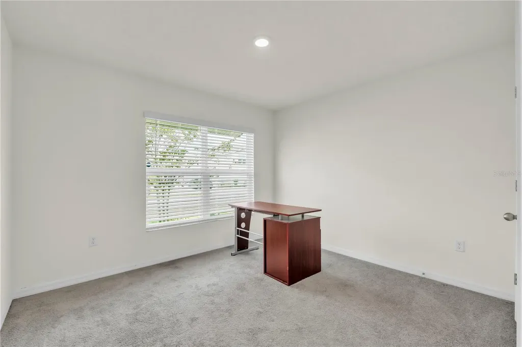 7518 Rosewood Garden Loop Tampa FL 33637